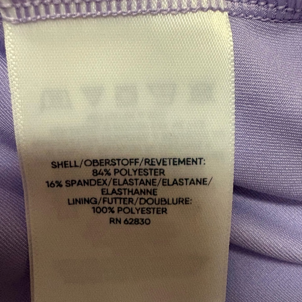 Girls Lands End Rash Guard - Picture 4 of 4